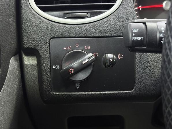 Ford Focus II с пробегом 2008 года, цена 519 000 рублей, 301130 км, седан, Автокод Объявления