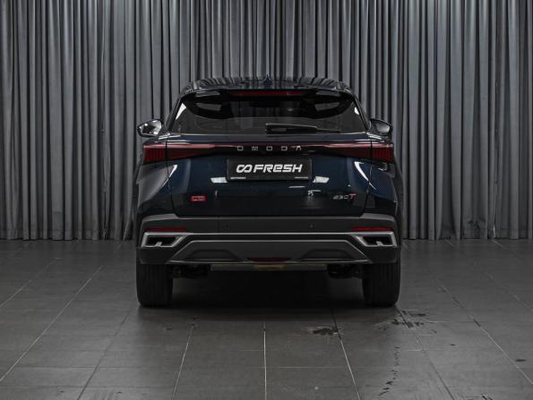 Omoda C5 I Рестайлинг с пробегом 2024 года, цена 1 599 000 рублей, 38072 км, внедорожник, Автокод Объявления
