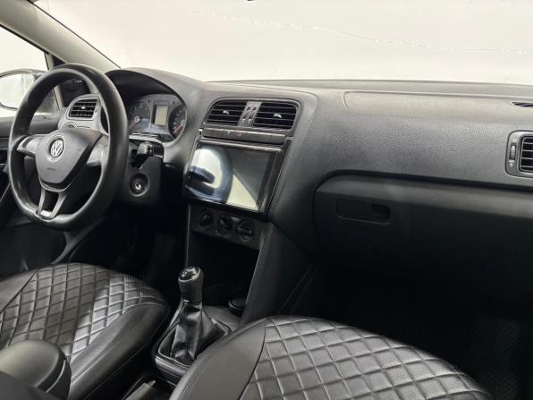 Volkswagen Polo V Рестайлинг с пробегом 2020 года, цена 825 000 рублей, 220886 км, седан, Автокод Объявления