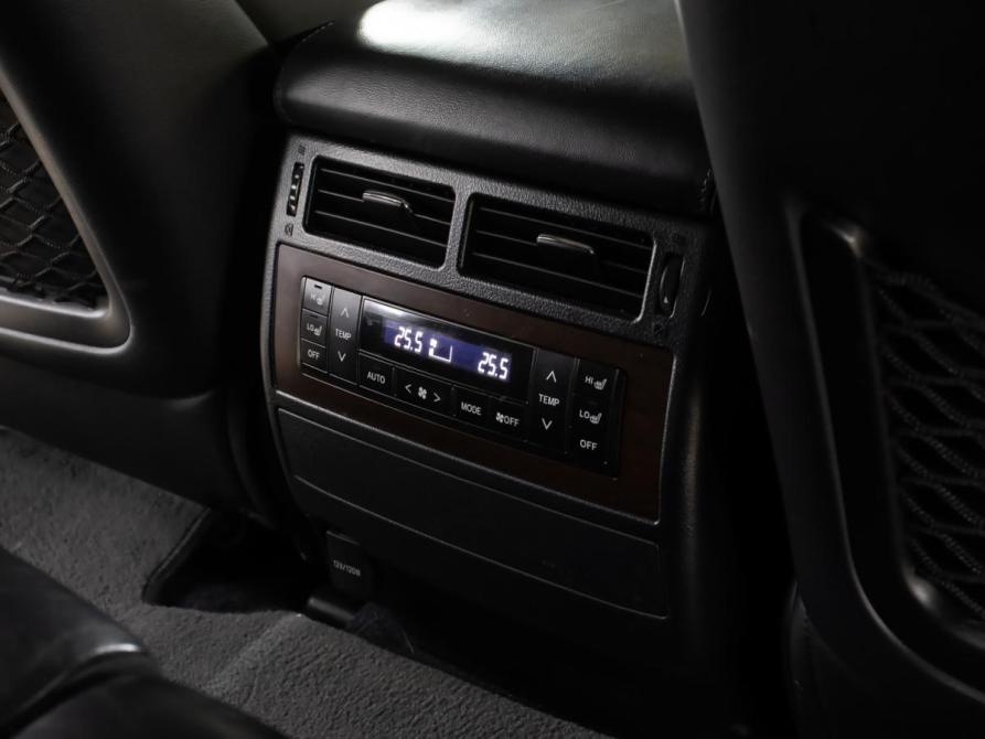 Toyota Land Cruiser 200 Series Рестайлинг 2 Москва  - изображение 22