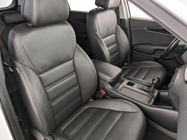Kia Sorento III Prime с пробегом 2017 года, цена 2 420 000 рублей, 105162 км, внедорожник, Автокод Объявления