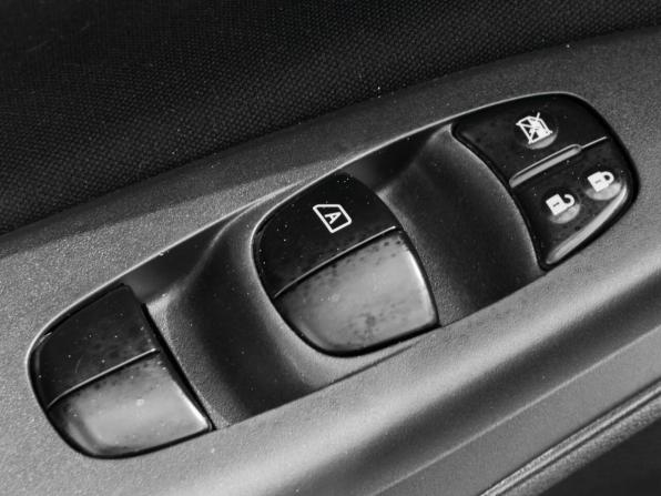 Nissan Sentra VII (B17) с пробегом 2015 года, цена 1 090 000 рублей, 110406 км, седан, Автокод Объявления