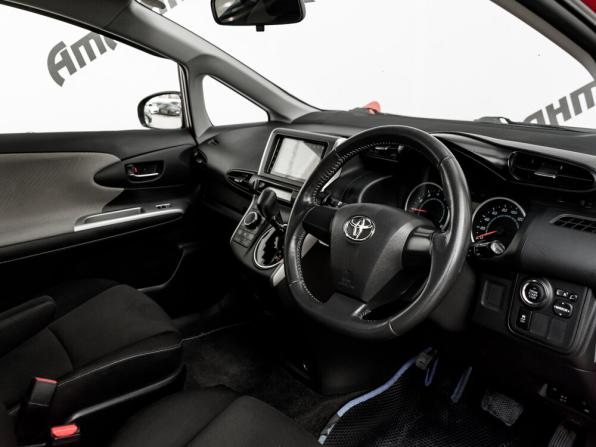 Toyota Wish II с пробегом 2010 года, цена 1 050 500 рублей, 237479 км, минивэн, Автокод Объявления