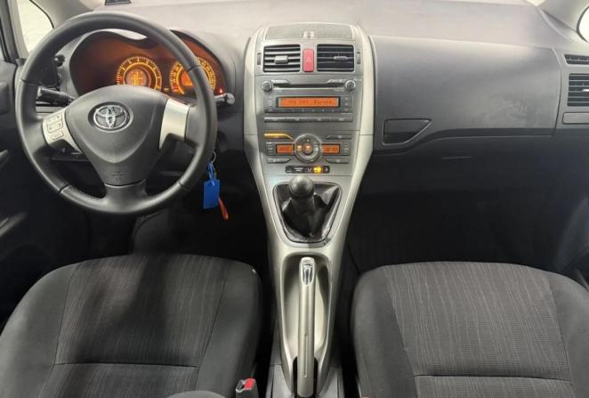 Toyota Auris I с пробегом 2008 года, цена 530 000 рублей, 299458 км, хэтчбек, Автокод Объявления