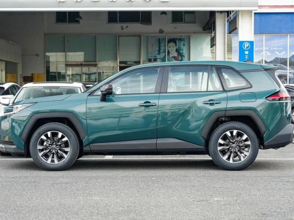 Новый Toyota RAV4 VI (XA60) 2026 года, цена 4 990 000 рублей, внедорожник, Автокод Объявления