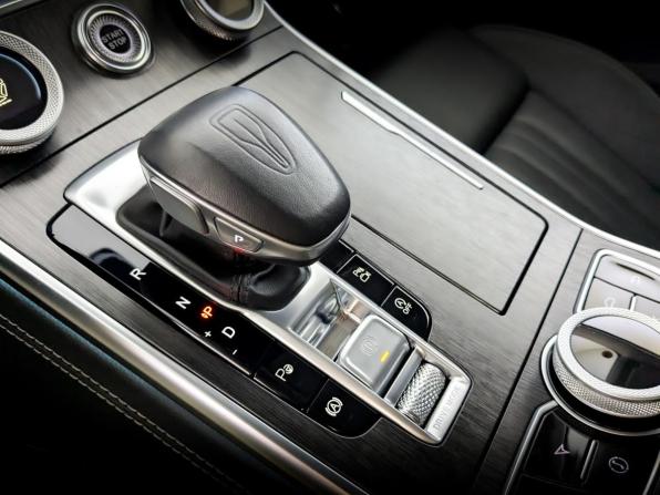 Hongqi H9 I с пробегом 2024 года, цена 4 700 000 рублей, 25080 км, седан, Автокод Объявления