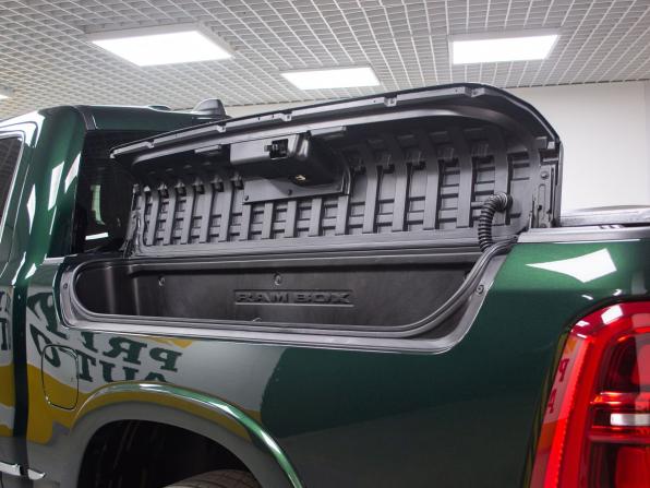 Ram 1500 V Рестайлинг с пробегом 2026 года, цена 11 299 000 рублей, 59 км, offers.body_type.unknown, Автокод Объявления