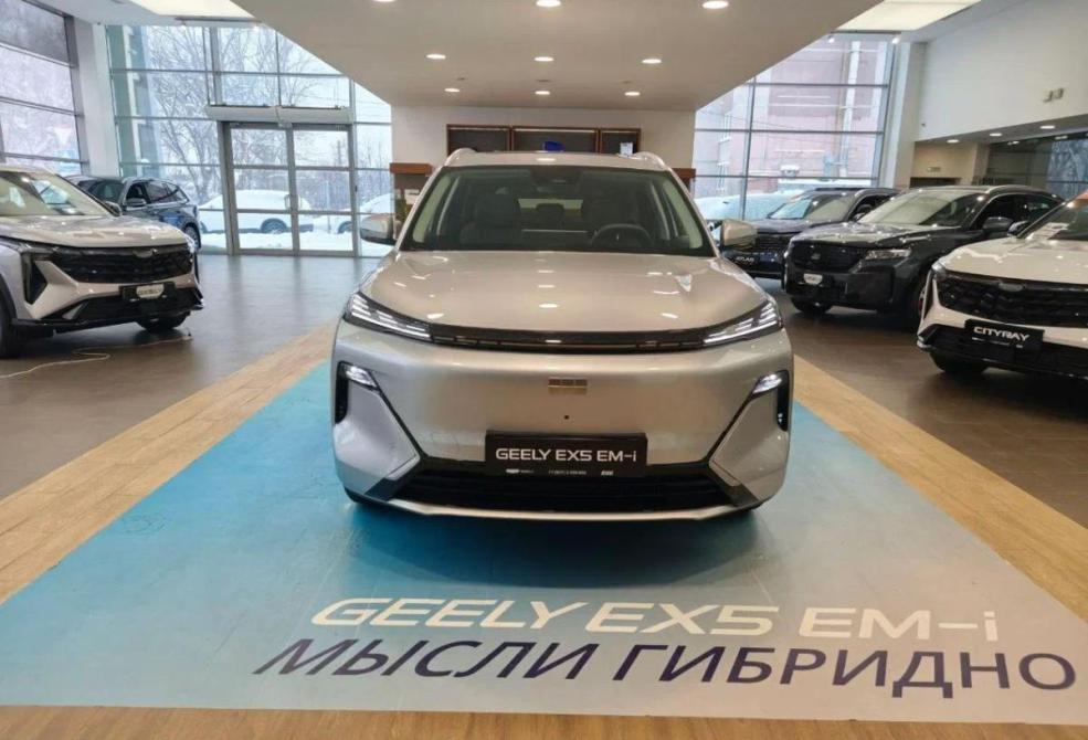 Geely EX5 EM-i Саратов  - изображение 9