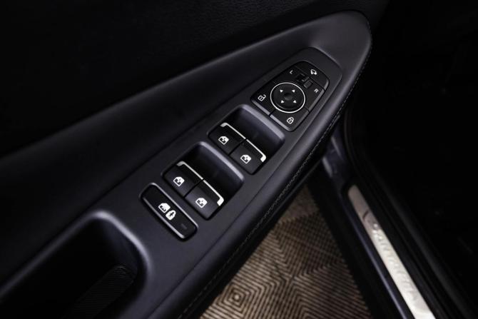 Hyundai Santa Fe IV Рестайлинг с пробегом 2021 года, цена 3 199 000 рублей, 167290 км, внедорожник, Автокод Объявления