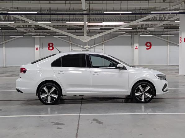 Volkswagen Polo VI с пробегом 2021 года, цена 1 455 000 рублей, 60202 км, лифтбек, Автокод Объявления