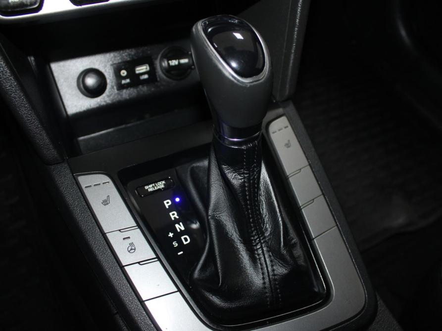 Hyundai Elantra VI (AD) Рестайлинг Старый Оскол  - изображение 19