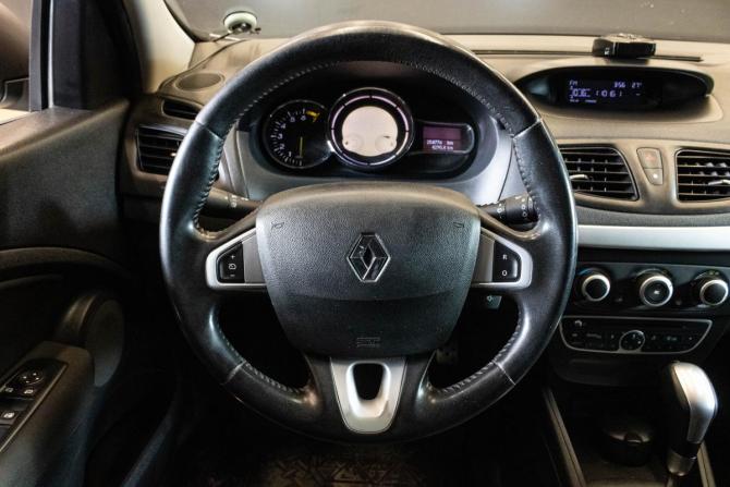 Renault Megane III Рестайлинг с пробегом 2012 года, цена 699 000 рублей, 254776 км, хэтчбек, Автокод Объявления