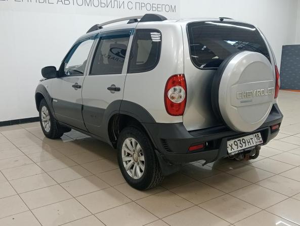 Chevrolet Niva I Рестайлинг с пробегом 2012 года, цена 399 000 рублей, 105000 км, внедорожник, Автокод Объявления