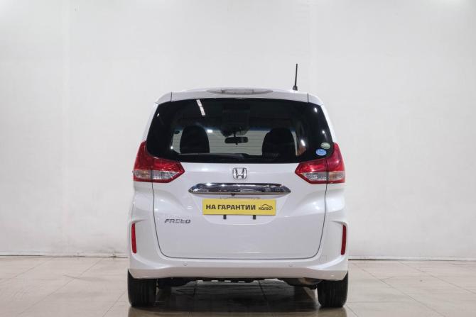 Honda Freed II с пробегом 2017 года, цена 1 449 000 рублей, 134000 км, компактвэн, Автокод Объявления