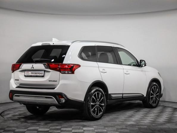 Mitsubishi Outlander III Рестайлинг 3 с пробегом 2019 года, цена 2 049 000 рублей, 102785 км, внедорожник, Автокод Объявления