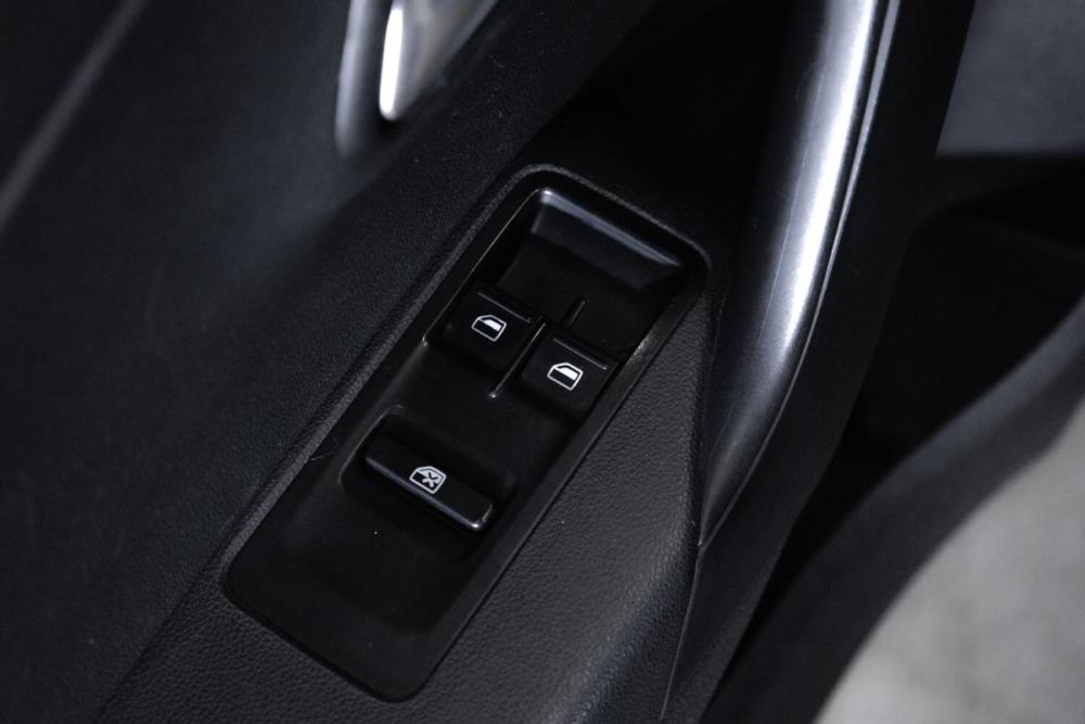 Volkswagen Polo V Рестайлинг Тюмень  - изображение 19