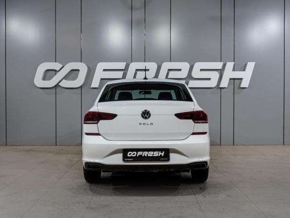Volkswagen Polo VI с пробегом 2021 года, цена 1 429 000 рублей, 61920 км, лифтбек, Автокод Объявления