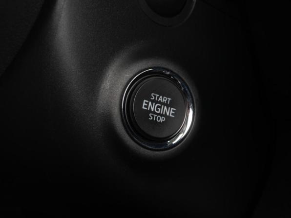 Skoda Karoq I с пробегом 2021 года, цена 2 469 000 рублей, 108834 км, внедорожник, Автокод Объявления