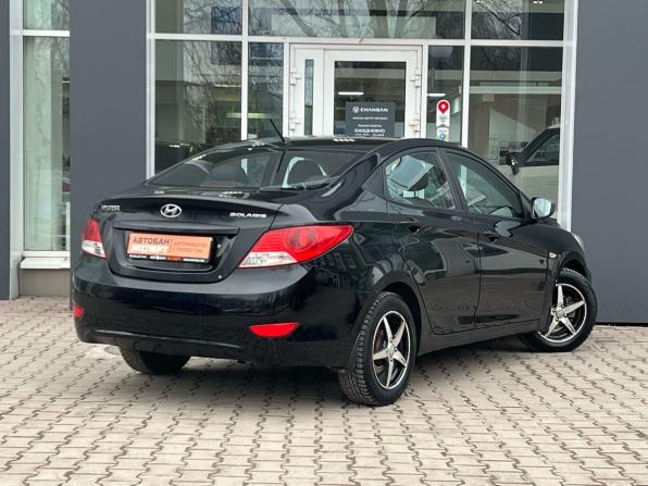 Hyundai Solaris I с пробегом 2011 года, цена 619 000 рублей, 205000 км, седан, Автокод Объявления