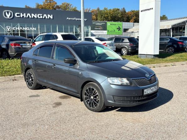 Skoda Rapid I с пробегом 2017 года, цена 940 000 рублей, 205996 км, лифтбек, Автокод Объявления