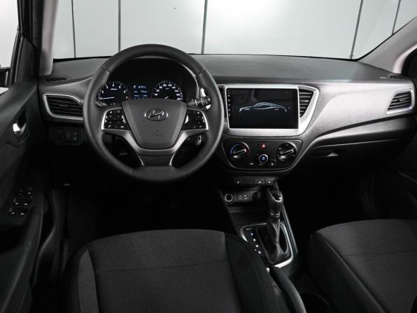 Hyundai Solaris II с пробегом 2019 года, цена 1 499 000 рублей, 126062 км, седан, Автокод Объявления