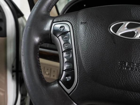 Hyundai Santa Fe II Рестайлинг с пробегом 2011 года, цена 1 149 000 рублей, 301031 км, внедорожник, Автокод Объявления
