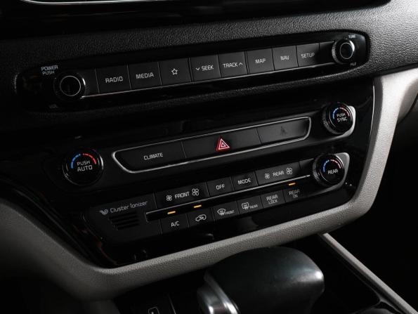 Kia Carnival III с пробегом 2019 года, цена 3 149 000 рублей, 50113 км, минивэн, Автокод Объявления