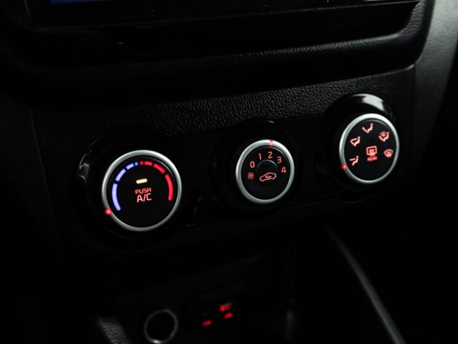 Kia Rio III Рестайлинг Санкт-Петербург  - изображение 18