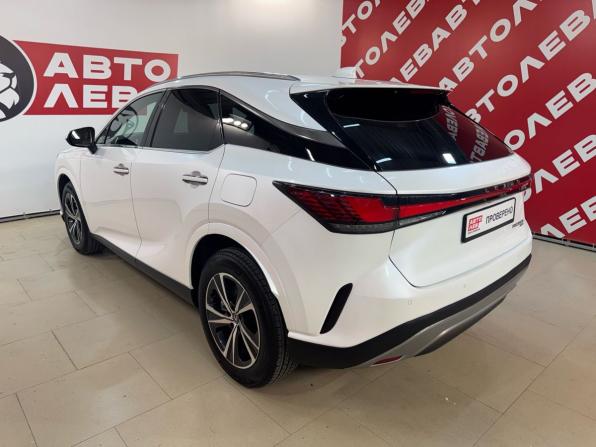 Lexus RX V с пробегом 2023 года, цена 7 700 000 рублей, 3728 км, внедорожник, Автокод Объявления