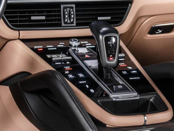 Porsche Cayenne III с пробегом 2019 года, цена 6 699 000 рублей, 83092 км, внедорожник, Автокод Объявления