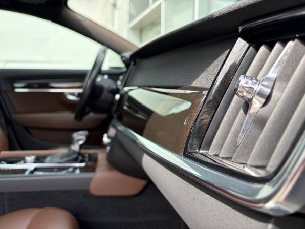 Volvo S90 II с пробегом 2017 года, цена 2 495 000 рублей, 133000 км, седан, Автокод Объявления