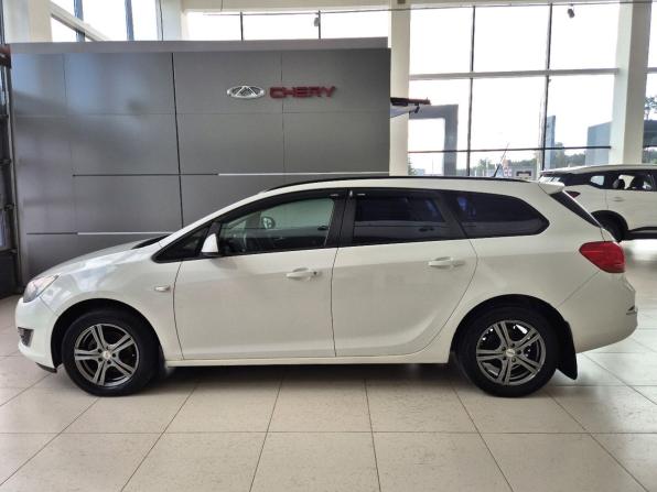 Opel Astra J Рестайлинг с пробегом 2013 года, цена 799 000 рублей, 213565 км, универсал, Автокод Объявления