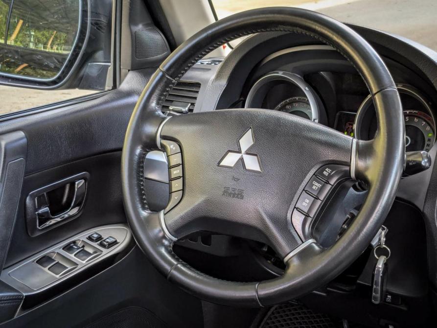 Mitsubishi Pajero IV Рестайлинг 2 Екатеринбург  - изображение 17