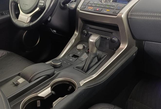 Lexus NX I с пробегом 2015 года, цена 3 190 000 рублей, 51467 км, внедорожник, Автокод Объявления
