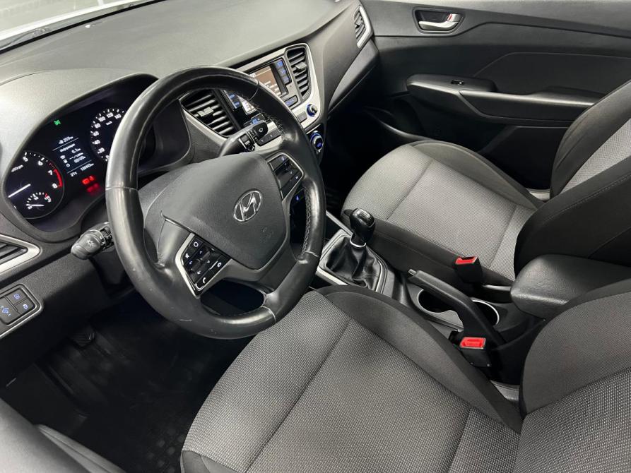 Hyundai Solaris II Казань  - изображение 12