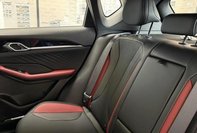 Новый Geely Coolray I Рестайлинг 2 2026 года, цена 2 914 990 рублей, внедорожник, Автокод Объявления