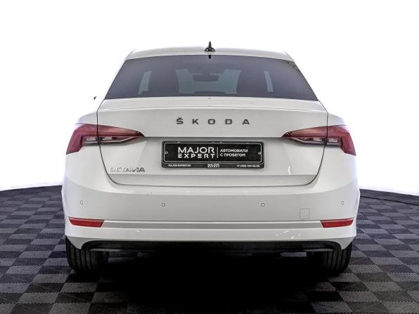 Skoda Octavia IV (A8) с пробегом 2021 года, цена 2 199 000 рублей, 101847 км, лифтбек, Автокод Объявления