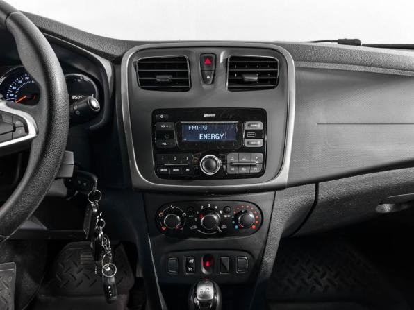 Renault Sandero II Рестайлинг с пробегом 2019 года, цена 1 069 000 рублей, 85000 км, хэтчбек, Автокод Объявления