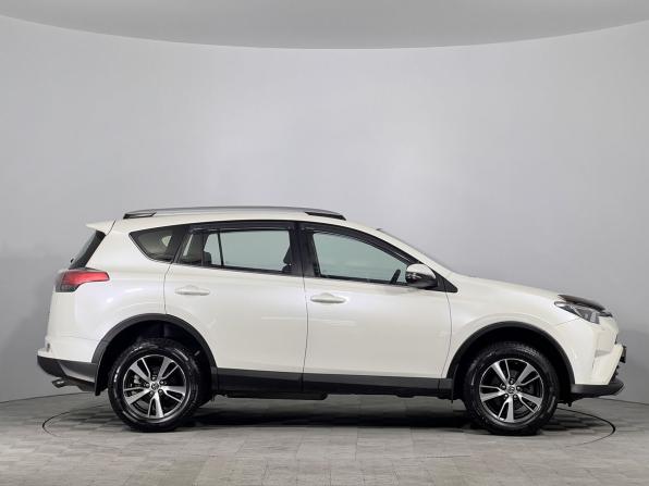 Toyota RAV4 IV (XA40) Рестайлинг с пробегом 2017 года, цена 2 279 000 рублей, 144000 км, внедорожник, Автокод Объявления