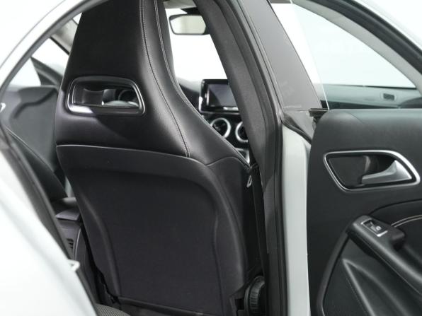 Mercedes-Benz CLA I (C117 X117) с пробегом 2014 года, цена 1 520 000 рублей, 221405 км, седан, Автокод Объявления