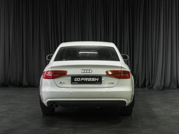 Audi A4 IV (B8) Рестайлинг с пробегом 2014 года, цена 1 575 000 рублей, 175639 км, седан, Автокод Объявления