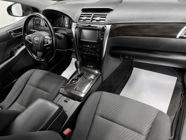 Toyota Camry VII (XV50) Рестайлинг с пробегом 2015 года, цена 1 645 000 рублей, 157635 км, седан, Автокод Объявления