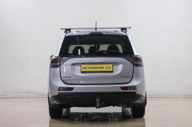 Mitsubishi Outlander III с пробегом 2013 года, цена 1 829 000 рублей, 218000 км, внедорожник, Автокод Объявления