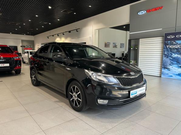 Kia Rio III Рестайлинг с пробегом 2015 года, цена 945 000 рублей, 100802 км, седан, Автокод Объявления