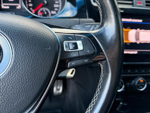 Volkswagen Golf VII с пробегом 2014 года, цена 995 000 рублей, 270000 км, хэтчбек, Автокод Объявления