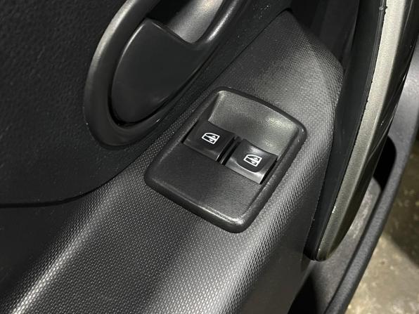 Renault Logan II с пробегом 2015 года, цена 425 000 рублей, 170532 км, седан, Автокод Объявления
