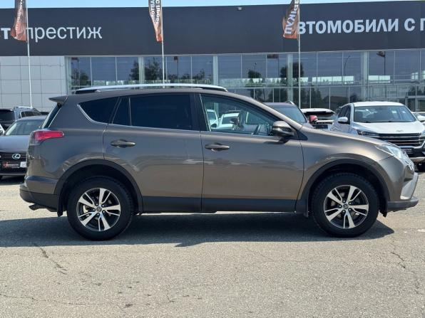 Toyota RAV4 IV (XA40) Рестайлинг с пробегом 2017 года, цена 1 869 000 рублей, 228343 км, внедорожник, Автокод Объявления