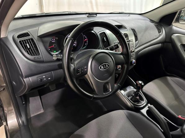 Kia Cerato II с пробегом 2011 года, цена 725 000 рублей, 193651 км, седан, Автокод Объявления