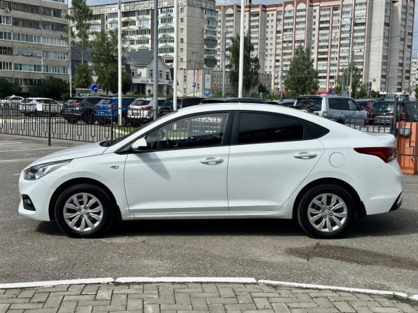 Hyundai Solaris II с пробегом 2018 года, цена 1 190 000 рублей, 178203 км, седан, Автокод Объявления