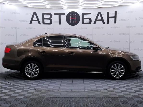 Volkswagen Jetta VI с пробегом 2012 года, цена 1 099 000 рублей, 89894 км, седан, Автокод Объявления